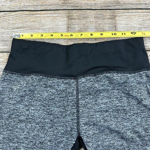 Thrill Performance Yoga Leggings Women Size M Active Wear Sheer Leg Pants - NEW - Picture 4 of 7